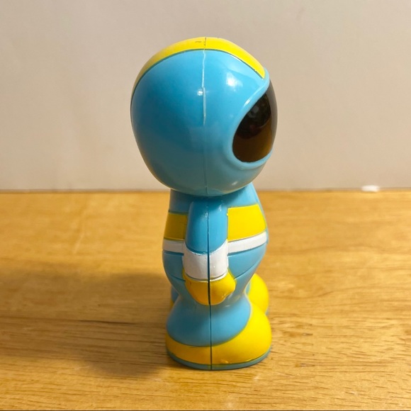 Driver for Pretex Remote Control Car - Picture 4 of 4